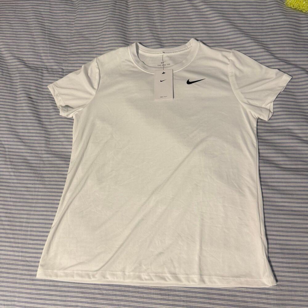NIKE DRI FIT Short Sleeve Shirt